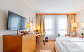 The Q - Quadro City Hotel